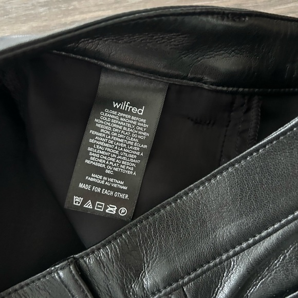 Aritzia Wilfred The Melina Pant, Black Leather, Size 6 - Picture 4 of 6
